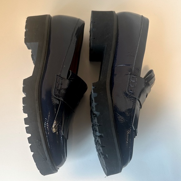Franco Sarto | Patent Leather Penny Loafers in Navy Blue | size 8 - Picture 3 of 6